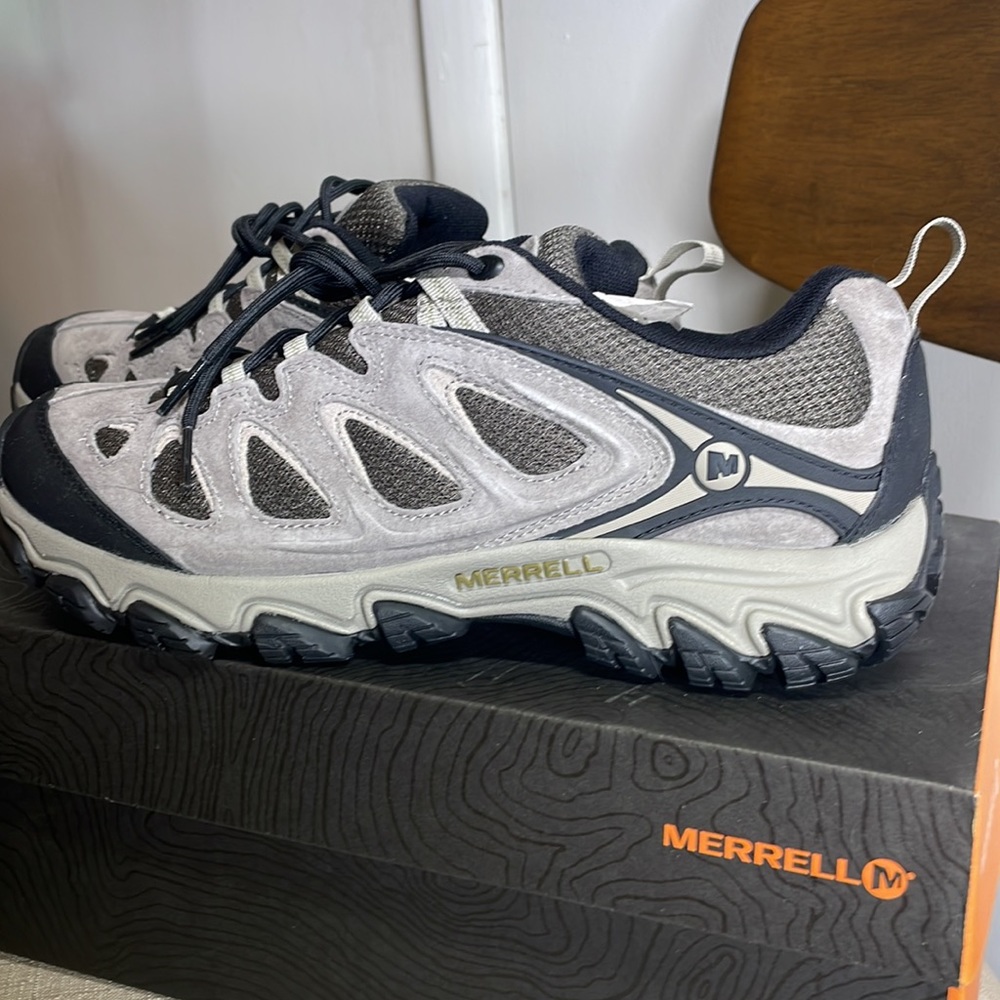 Never worn Merrell shoes